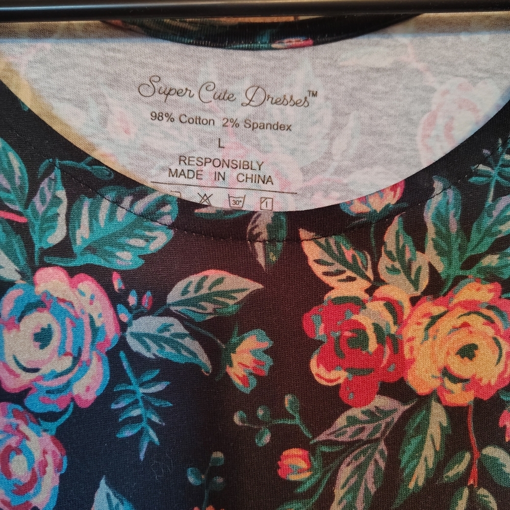 SOLD Super Cute Dresses By Ringger - Picture 2 of 3